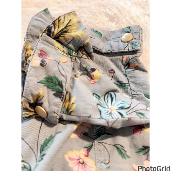 Anthropologie Floral Cargo Pants - Picture 6 of 11